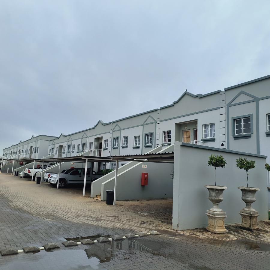 2 Bedroom Property for Sale in Kannoniers Park North West